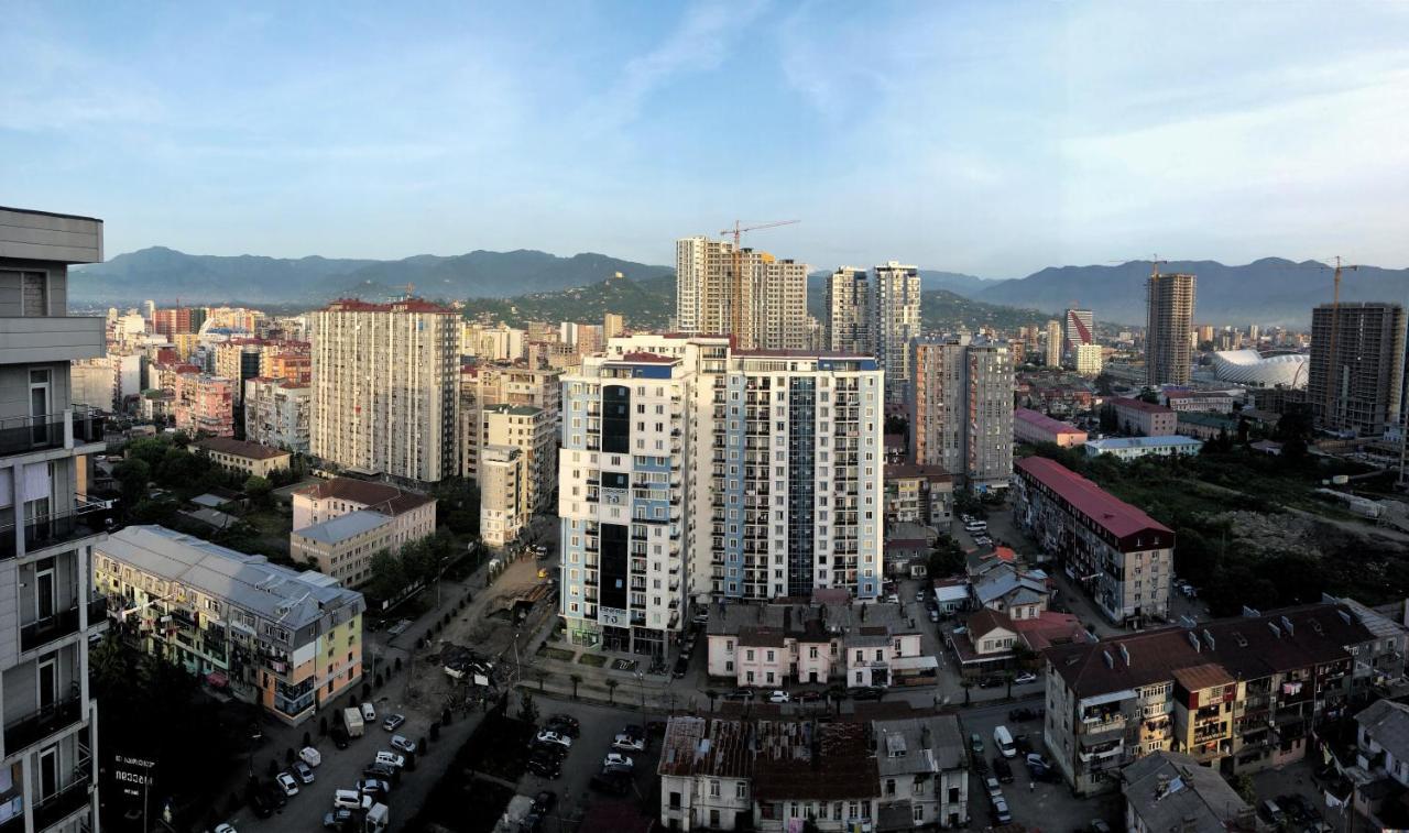 Удобные Апартаменты С Видом На Море Batumi Ngoại thất bức ảnh